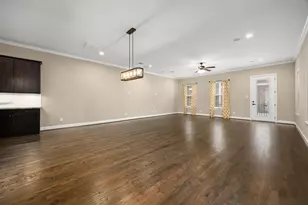 928 W 20th St, Houston, TX 77008 - Photo 11