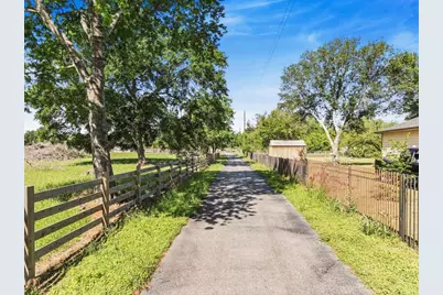 21645 Mueschke Road, Tomball, TX 77377 - Photo 3