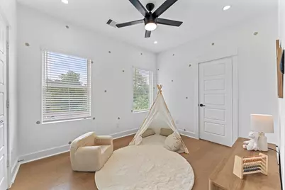 1009 Tuskegee Heights Lane, Houston, TX 77091 - Photo 7