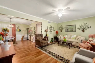 1811 Myrtle St, Liberty, TX 77575 - Photo 3