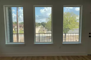 9026 Scott St, Houston, TX 77051 - Photo 27