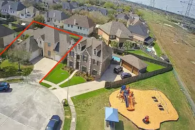 2209 Lisa Lane, Deer Park, TX 77536 - Photo 3