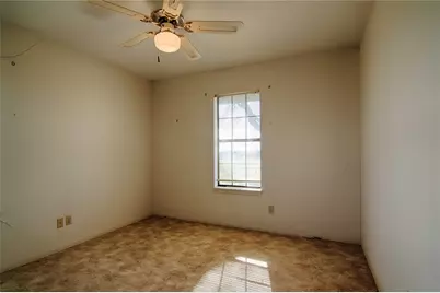 11552 Fm 1383, Schulenburg, TX 78956 - Photo 17