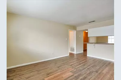 427 Hollyvale Drive #24, Houston, TX 77060 - Photo 3