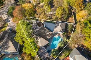 3 Belcarra Pl, The Woodlands, TX 77382 - Photo 35