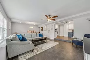 5006 Saxon Dr, Houston, TX 77092 - Photo 13