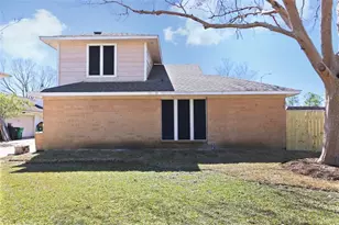 10839 Sugar Hill Dr, Houston, TX 77042 - Photo 17