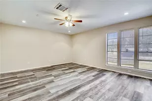 10839 Sugar Hill Dr, Houston, TX 77042 - Photo 5