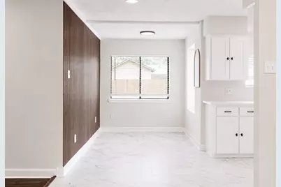 5618 Southbrook Street, Houston, TX 77033 - Photo 13