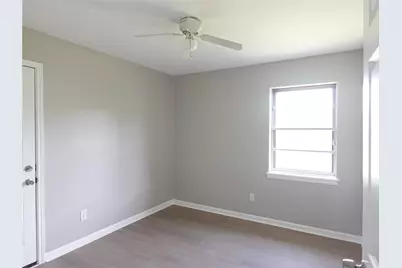 8033 Ritz Street, Houston, TX 77028 - Photo 7