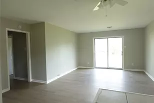 8033 Ritz St, Houston, TX 77028 - Photo 5