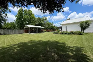 416 W Division St, Jewett, TX 75846 - Photo 29
