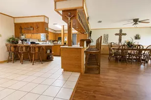 416 W Division St, Jewett, TX 75846 - Photo 5