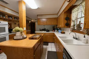 416 W Division St, Jewett, TX 75846 - Photo 7