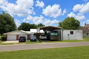 416 W Division St, Jewett, TX 75846 - Photo 31