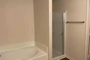 1215 Wallflower Ave, Baytown, TX 77521 - Photo 9