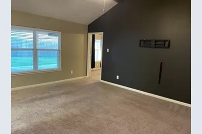 1215 Wallflower Avenue, Baytown, TX 77521 - Photo 3