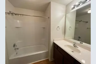 1215 Wallflower Avenue, Baytown, TX 77521 - Photo 7