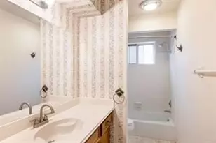 10410 Huntington Dale Dr, Houston, TX 77099 - Photo 3