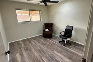 10410 Huntington Dale Dr, Houston, TX 77099 - Photo 15