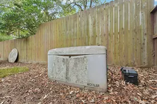 2007 Diane St, Pinehurst, TX 77362 - Photo 35