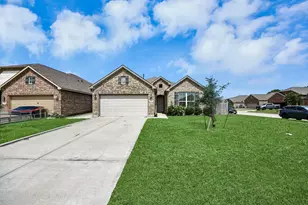 3006 Royal Albatross Dr, Texas City, TX 77590 - Photo 3