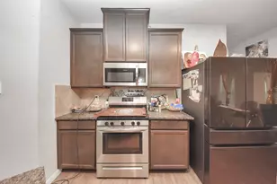 3006 Royal Albatross Dr, Texas City, TX 77590 - Photo 13