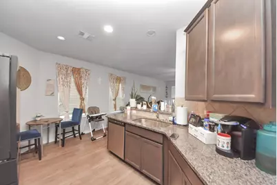 3006 Royal Albatross Drive, Texas City, TX 77590 - Photo 9