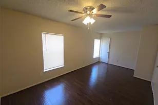 2814 Great Lakes Ave, Sugar Land, TX 77479 - Photo 9