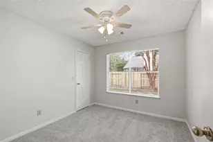 8926 Village Hills Dr, Spring, TX 77379 - Photo 15