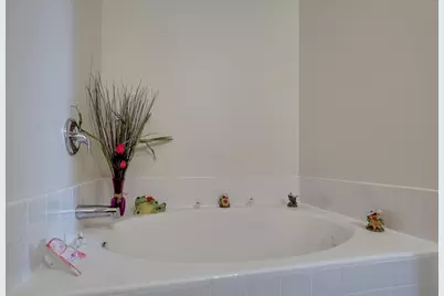 952 Lake View Circle W, Brookshire, TX 77423 - Photo 17