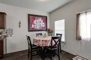 952 Lake View Cir W, Brookshire, TX 77423 - Photo 7