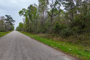 17051 Concord Dr, Conroe, TX 77385 - Photo 1