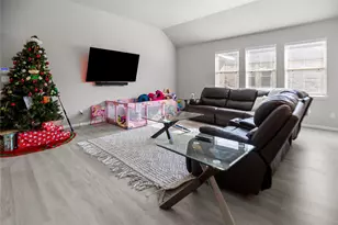 8423 Moonlight Bay Cir, Baytown, TX 77523 - Photo 9