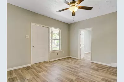 313 N Beauregard Street #2, Alvin, TX 77511 - Photo 15