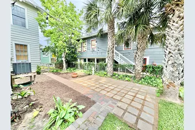 1307 Ball, Galveston, TX 77550 - Photo 39