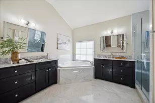 615 W Bell St, Houston, TX 77019 - Photo 13