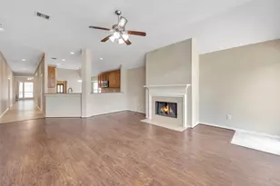 871 Falling Springs Ln, League City, TX 77573 - Photo 9