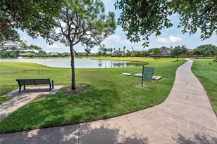 871 Falling Springs Ln, League City, TX 77573 - Photo 31