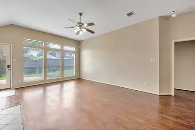 871 Falling Springs Lane, League City, TX 77573 - Photo 7