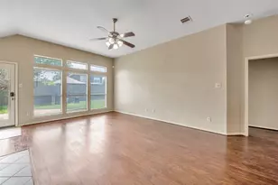 871 Falling Springs Ln, League City, TX 77573 - Photo 7
