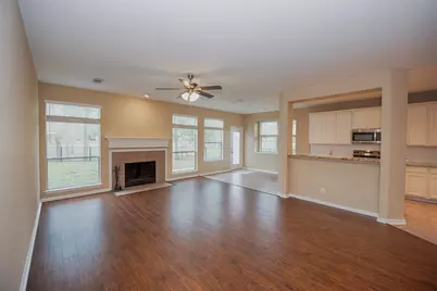 10411 Village Lake Drive, Missouri City, TX 77459 - Photo 17