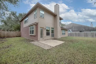 10411 Village Lake Drive, Missouri City, TX 77459 - Photo 39