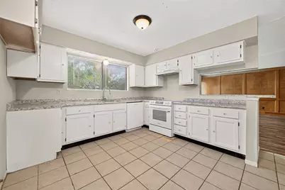 18534 Sweetmeadow Drive, Spring, TX 77379 - Photo 17