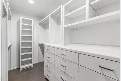 12326 Old Oaks Drive, Houston, TX 77024 - Photo 21