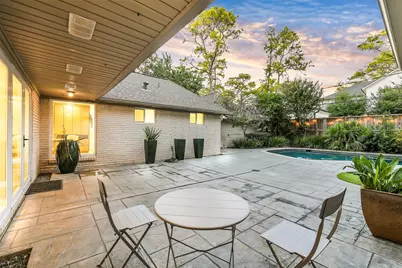 12326 Old Oaks Drive, Houston, TX 77024 - Photo 33