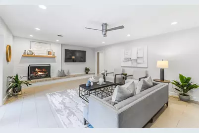 12326 Old Oaks Drive, Houston, TX 77024 - Photo 9