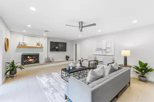 12326 Old Oaks Dr, Houston, TX 77024 - Photo 9