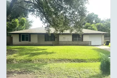 706 University Avenue, Wharton, TX 77488 - Photo 1