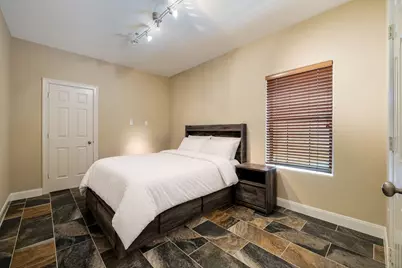 932 Knox Street, Houston, TX 77007 - Photo 27